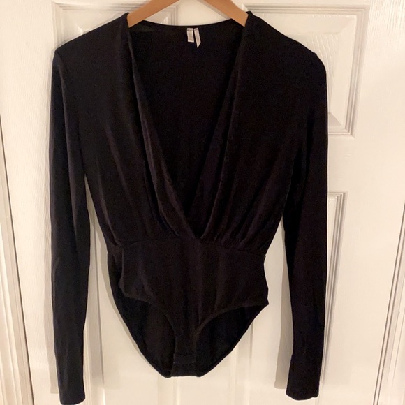 U|O Out From Under Long-sleeve Plunging V Bodysuit - Picture 2 of 9